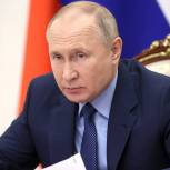 Владимир Путин подписал закон «Единой России» о пожизненном заключении для педофилов