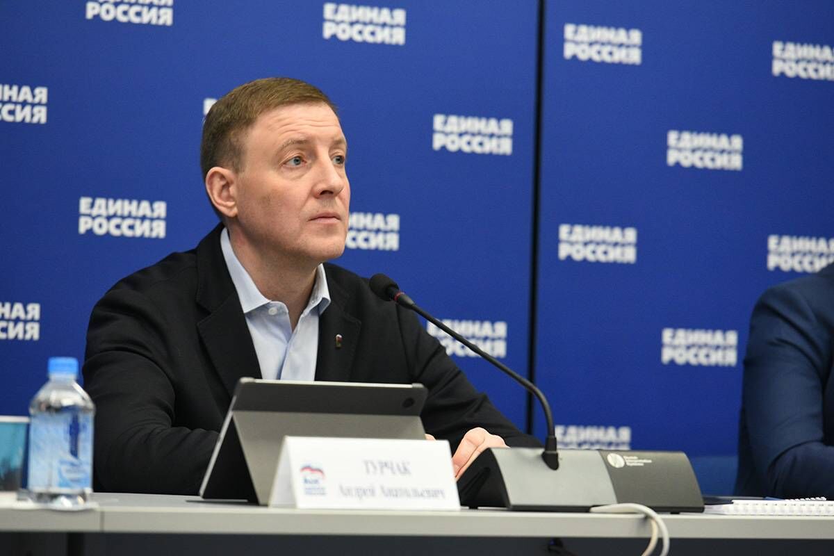 Андрей Турчак: Необходимо отказаться от западных стандартов для развития отечественного производства