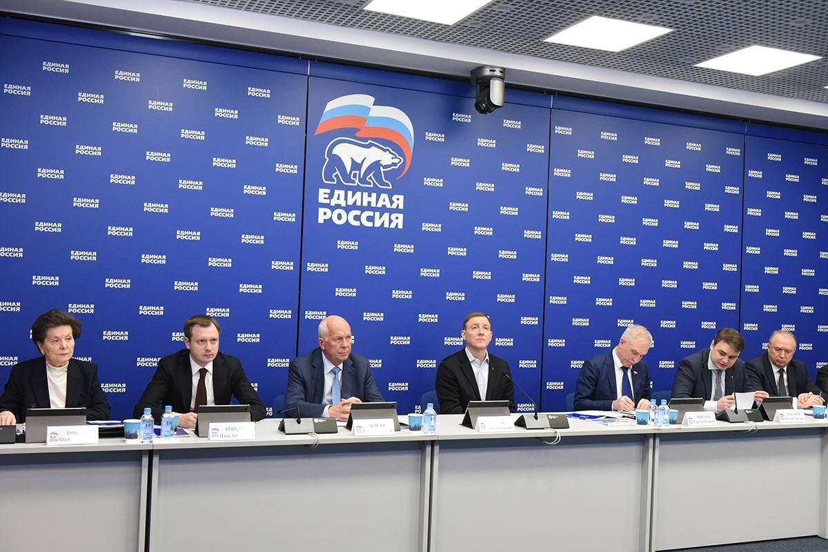 Технологический суверенитет, поддержка предпринимателей и кадровых проектов: «Единая Россия» прорабатывает новые инициативы для развития импортозамещения
