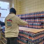 Единороссы юго-востока Москвы передали в военный госпиталь свыше 6 тонн бутилированной воды