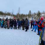 Лыжная гонка в Новоторъяльском районе собрала любителей спорта со всей республики