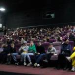 В Краснодарском крае депутаты «Единой России» организовали для детей поход в кино