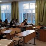 Школа в Кирово-Чепецке открылась после капремонта – сдачи объекта в срок добилась «Единая Россия»