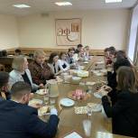 Йошкар-Олинское местное отделение партии «Единая Россия» поздравило студентов с их праздником