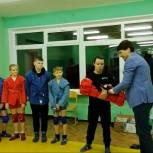 Проект «Zа Самбо» подарил спортивной школе тренировочный канат
