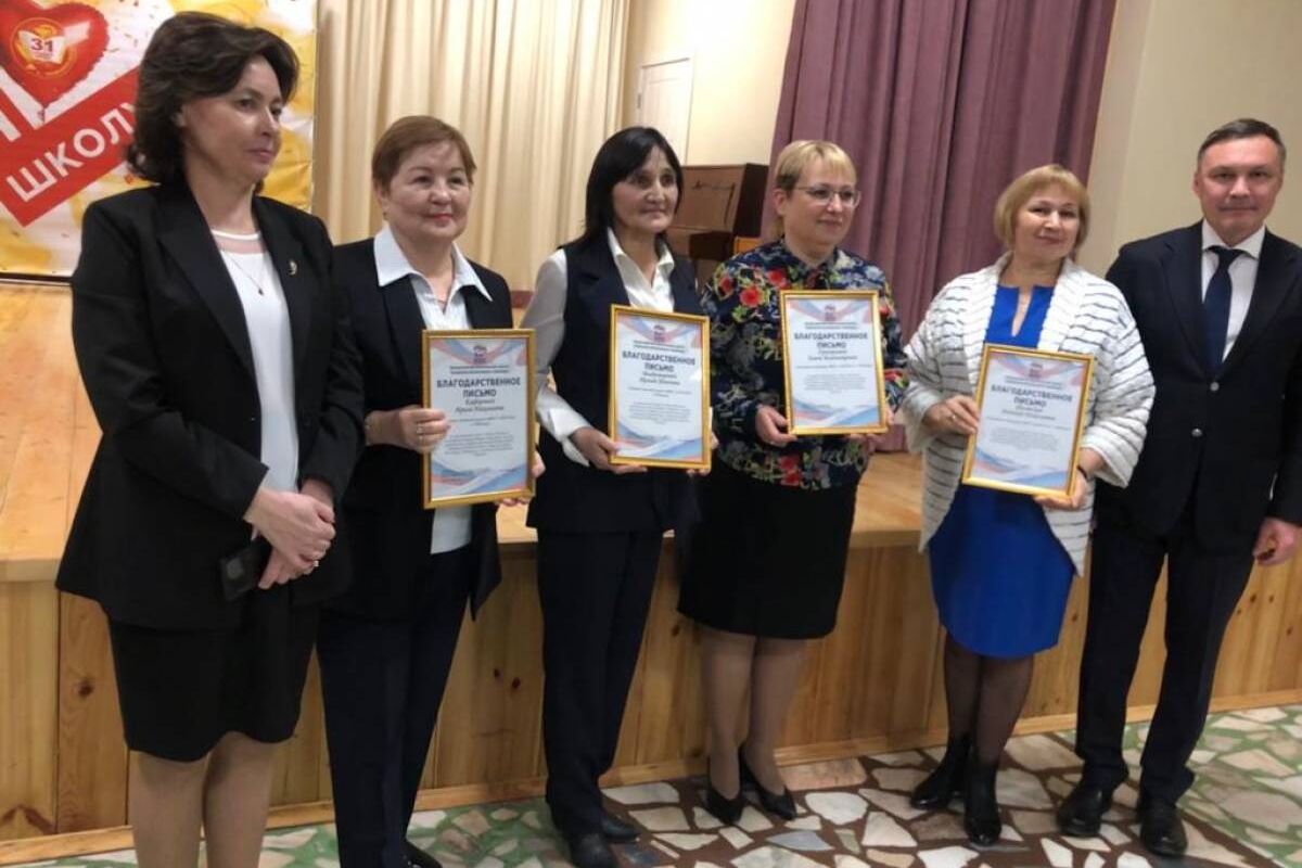 Николай Николаев поздравил учителей с Годом педагога и наставника