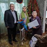 Партийные активисты Нахимовского района поздравили со столетним юбилеем Анну Борисоглебскую