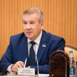 Борис Хохряков направил на исполнение наказов избирателей почти 4 млн рублей