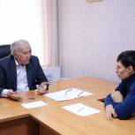 Николай Великдань провёл приём граждан в Ипатовском округе