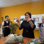 Учащиеся школы из Владивостока сошьют теплую одежду участникам СВО
