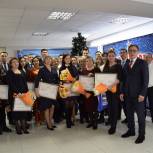 В рамках партпроекта «Здоровое будущее» состоялась торжественная церемония награждения врачей-добровольцев, вернувшихся из Донбасса