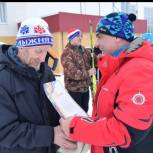 Владимир Мурайкин открыл состязания по лыжным гонкам в Красных Четаях