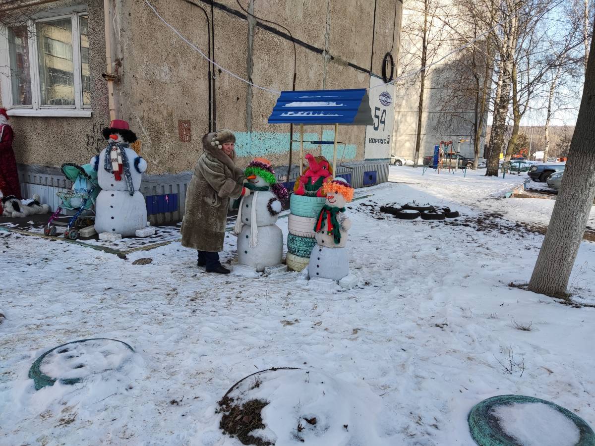 Единороссы Мордовии представляют участников Всероссийского конкурса «Лучший  зимний двор России» | 19.01.2023 | Саранск - БезФормата