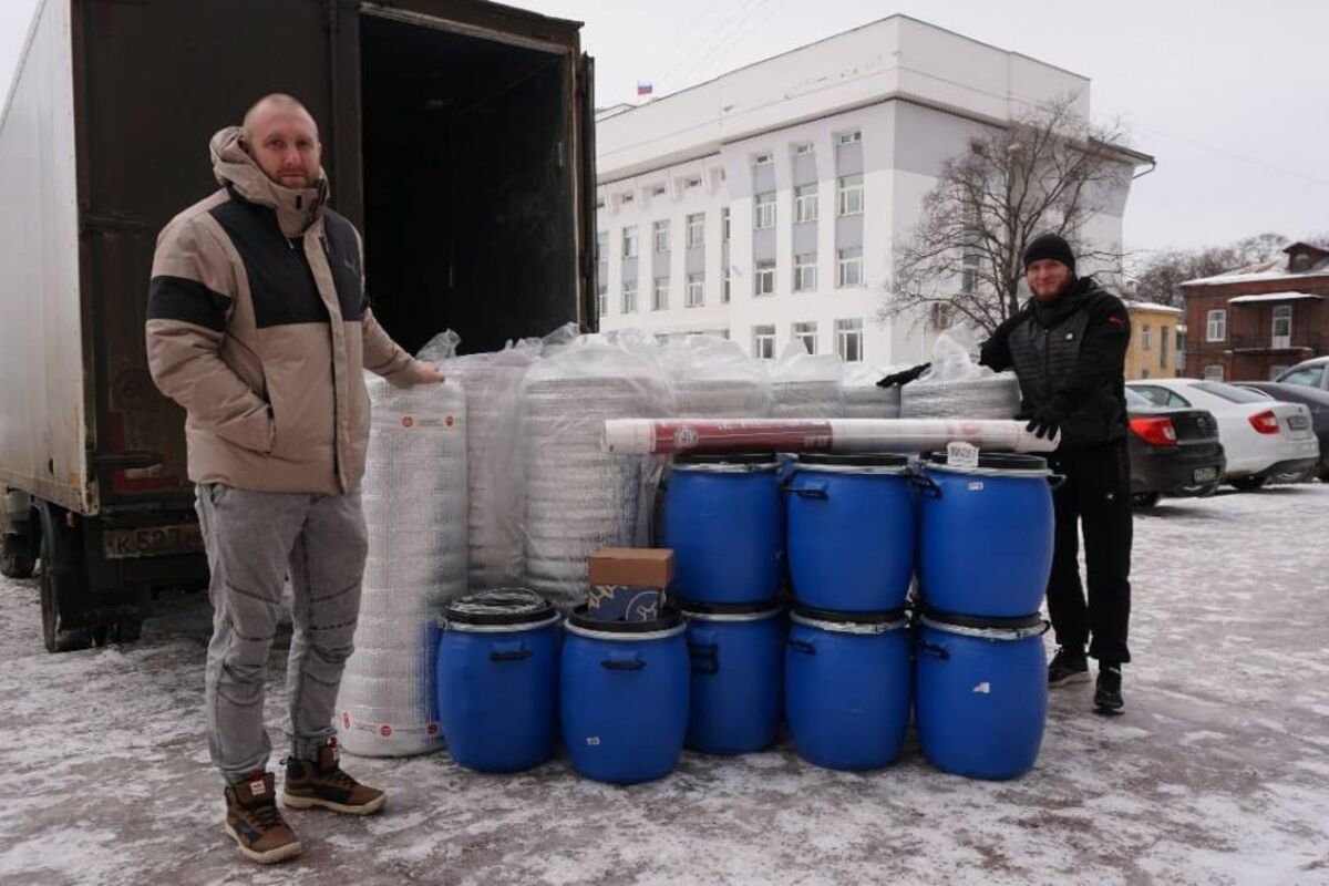 Еще 1,5 тонны гуманитарной помощи везет машина из Вологды в Алчевск