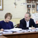 Лариса Максимова и Роман Худяков оценили готовность школы №37 к проведению капитального ремонта