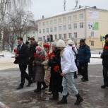 Глеб Никитин в Сарове вручил одну из первых в Нижегородской области «Карт Победы»