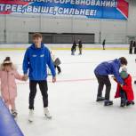 Психологическая поддержка, помощь в быту и праздники для детей: «Единая Россия» продолжает оказывать поддержку семьям мобилизованных