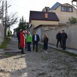 Татьяна Щербакова провела мониторинг состояния дорог на улицах Багрия и Понтонной