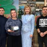 Депутат Госдумы Лариса Тутова поздравила журналистов в Песчанокопском районе