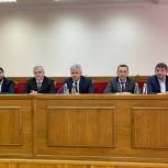 Заседание фракции «Единая Россия» провели в Махачкалинском городском собрании