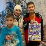 В Оренбургской области «Единая Россия» поздравила многодетные и малообеспеченные семьи