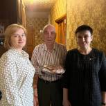 Сегодня Лилия Державина поздравила жителя блокадного Ленинграда с 86-летием