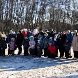 Партпроект «Единая страна – доступная среда» исполнил мечту детей с ОВЗ о посещении экологической тропы в Усть-Донецком районе