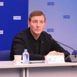 Андрей Турчак о демобилизовавшемся депутате Госдумы Дмитрии Хубезове: За три месяца он из гражданского стал настоящим военным хирургом