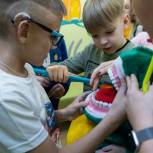 Няганские единороссы познакомили детей с профессией стоматолога