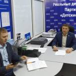 Руководитель Златоустовского отделения «Единой России» Алексей Карюков провел первый в этом году прием граждан