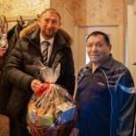 В Магадане «Единая Россия» поздравила ветеранов-блокадников