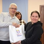 В Год семьи «Единая Россия» продолжает оказывать помощь омским многодетным семьям