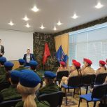 «Единая Россия» продолжает проводить патриотические беседы со школьниками