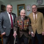Сергей Никонов поздравил с 102-летием ветерана Великой Отечественной войны Сергея Васильевича Кадачикова