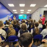 Во Владимире «Единая Россия» рассказала школьникам о раздельном сборе мусора