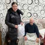 В новогодние праздники «Единая Россия» провела акцию «С Новым годом, ветеран!»