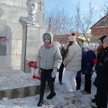 В Юрюзанском технологическом техникуме прошла Вахта Памяти в честь Дня рождения Героя Советского Союза Ивана Кукарина