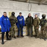 «Единая Россия» и фонд «Наша Правда» передали технику военнослужащим в ЛНР