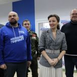 Губернаторы-секретари реготделений «Единой России» приняли участие в открытии штабов общественной поддержки в регионах