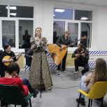 В штабе общественной поддержки прошел творческий вечер