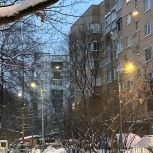 Приёмная «Единой России» помогла жителям востока Москвы решить вопрос дополнительного освещения двора