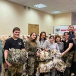 В Тюмени при поддержке «Единой России» открылся волонтёрский пункт по плетению маскировочных сетей