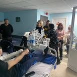 «Единая Россия» в праздник Рождества побывала в военном госпитале