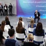 Владимир Путин поддержал предложение о расширении семейной инфраструктуры при строительстве кампусов