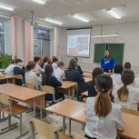 В Казани молодогвардейцы провели уроки памяти, посвященные Блокаде Ленинграда и Холокосту
