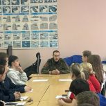 Герой СВО встретился с молодёжью в одном из районов области