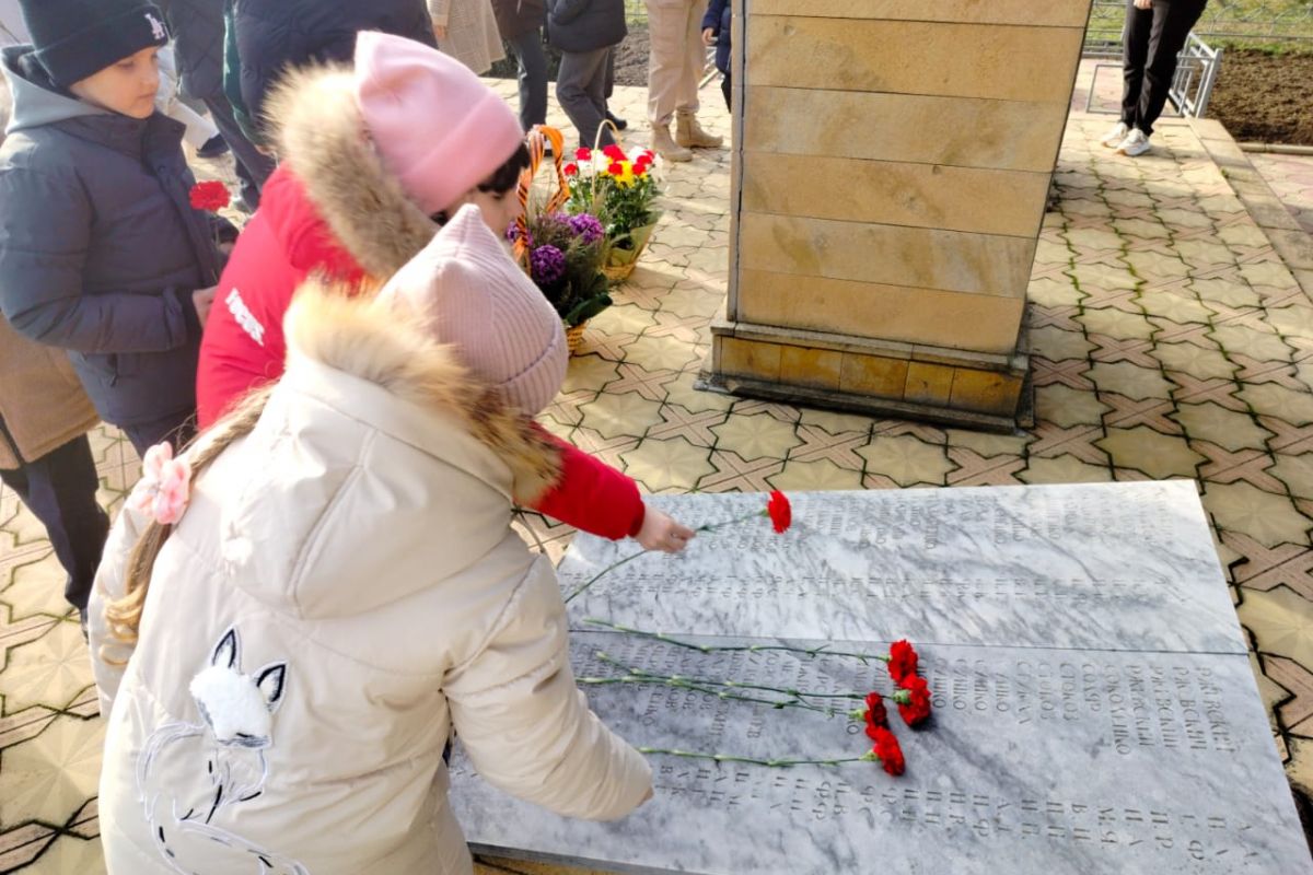 Активисты «Единой России» приняли участие в митингах по случаю 82-й годовщины освобождения районов от фашистских захватчиков