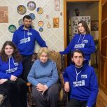В Дагестане молодежь посетила участницу блокадного Ленинграда