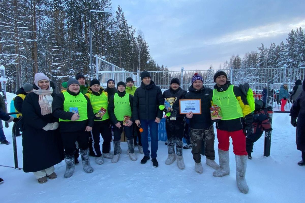 В ХМАО при поддержке «Единой России» состоялся турнир по футболу в валенках