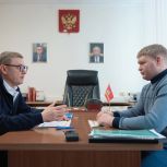Секретарь Челябинского регионального отделения «Единой России», губернатор Челябинской области Алексей Текслер посетил Карабашский городской округ и провёл встречу с новым главой города Павлом Титовым